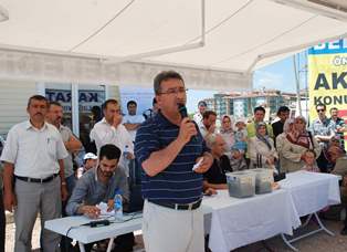 Aktömek Konutlarında kura heyecanı