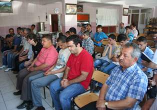 Görme engellilerKur'anı Kerim öğreniyor