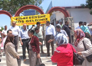 Vekiller şenliklere katıldı