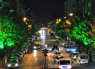 Feritpaşa Caddesi yeşile büründü