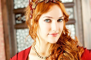 Hürrem'in kıyafetine sert eleştiri