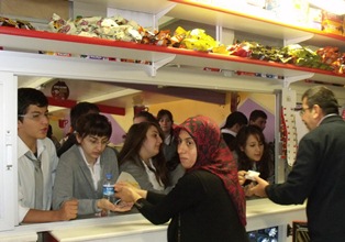 Hamburger-kola yasak