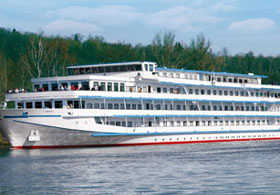 170 kişilik yolcu gemisi battı