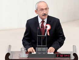 Gandi'ye ilk tebrik okul arkadaşından