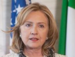 Hillary Clinton'dan Esad'a sert mesaj