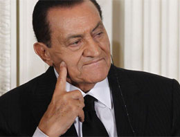 Mısır'ın eski lideri Mübarek komada