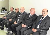 Hiçbir şey yapmadan maaş alıyorlar!