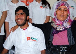 LYS Konya ikincisi görme engelli