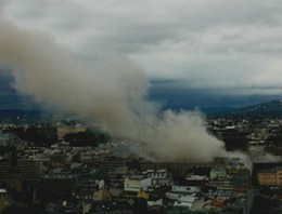 Norveç sokakları savaş alanına döndü