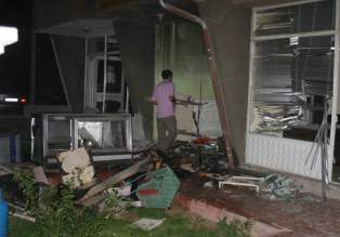 Patlama deprem etkisi yarattı!