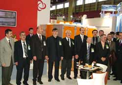 İttifak iki firmayla fuardaydı