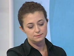 Ece'den Hilal Kaplan'a 'dini' yanıt