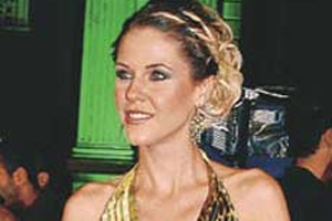 Emine Ün gözyaşlarını tutamadı