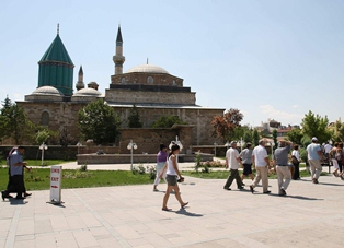 Mevlana Müzesi gizemini koruyor