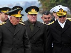 "İstifa etmedik emeklilik istedik"