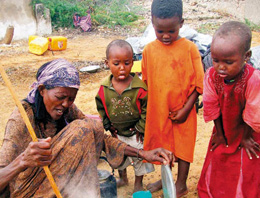 Onlar artık açlıktan ölmesin!