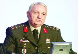 Sıra dışı bir komutan: Aslan Güner !