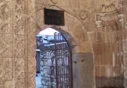 Taş Medrese restore edilecek