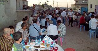 Karapınar’da 2 bin kişiye iftar yemeği