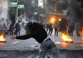 Arap dünya'sı Suriye'den çekiliyor