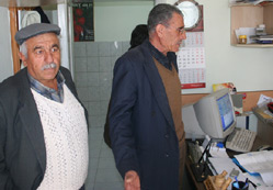 Köylüler fidan bulamıyor