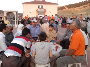 Botsalılar iftarda bir araya geldi