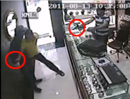 Kuyumcuda nefeslerin kesildiği an