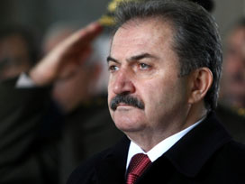 Zeybek: Başbakan PKK’yı Kürtlerin temsilcisi görüyor