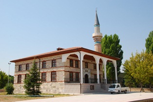 Kışla Saray camii'nde sona gelindi