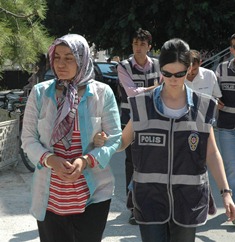 İşkenceci üvey anne tutuklandı