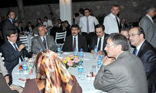 Konya'lı bürokratlar iftarda buluştu