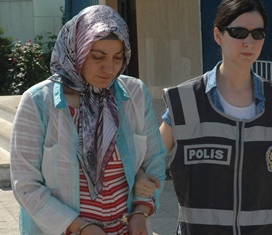Ölen çocuğa, hamileyken işkence yapmış