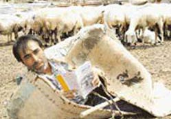 Heybenin yarısı azık, yarısı kitap