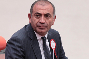 Gürsel Tekin neden MYK'ya katılmadı?