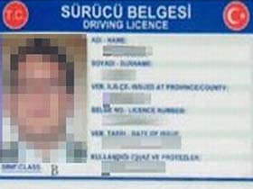 Okuması yok ama ehliyeti var