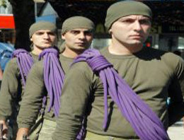 Profesyonel ordu ilk kez görücüye çıktı