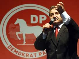 Zeybek'ten liberal kesime ağır sözler