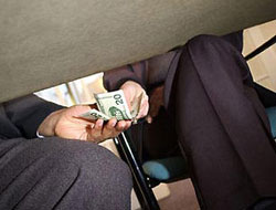 Bu rüşvet çarkı AK Parti'yi de vuracak!