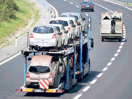 6 ayda 633 bin yeni araç trafiğe çıktı