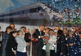 "Ankara’da iftar yap Konya’da teravih kıl"