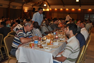 Buzçelik geleneksel iftar