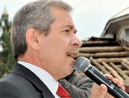 AK Parti Abdüllatif Şener'i üzdü