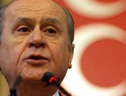 Bayramda merhum liderler unutulmadı