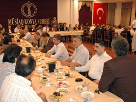 Bu da işadamlarının bayramlaşması