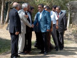 CHP'li Tanrıkulu ölen BDP'linin taziye evinde