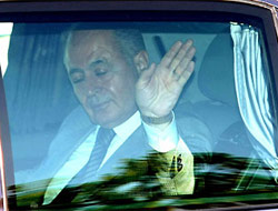 Ahmet Necdet Sezer kral gibi