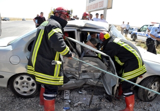 Otomobil ile cip çarpıştı: 1 ölü, 4 yaralı