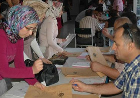 Üniversiteye başörtüyle kayıt olabildiler