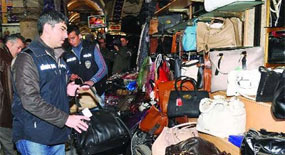 Okul çantası ve ayakkabı alacaklara uyarı