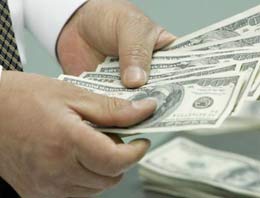 Bütçe fazla verdi halka para dağıtılıyor